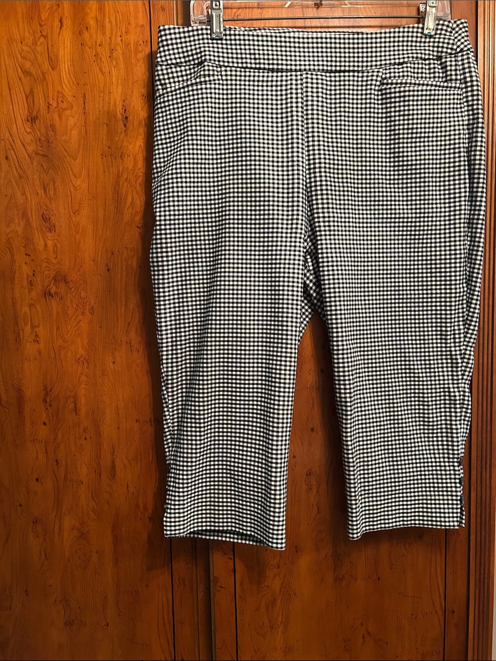 Chico's Black and White Gingham Capris